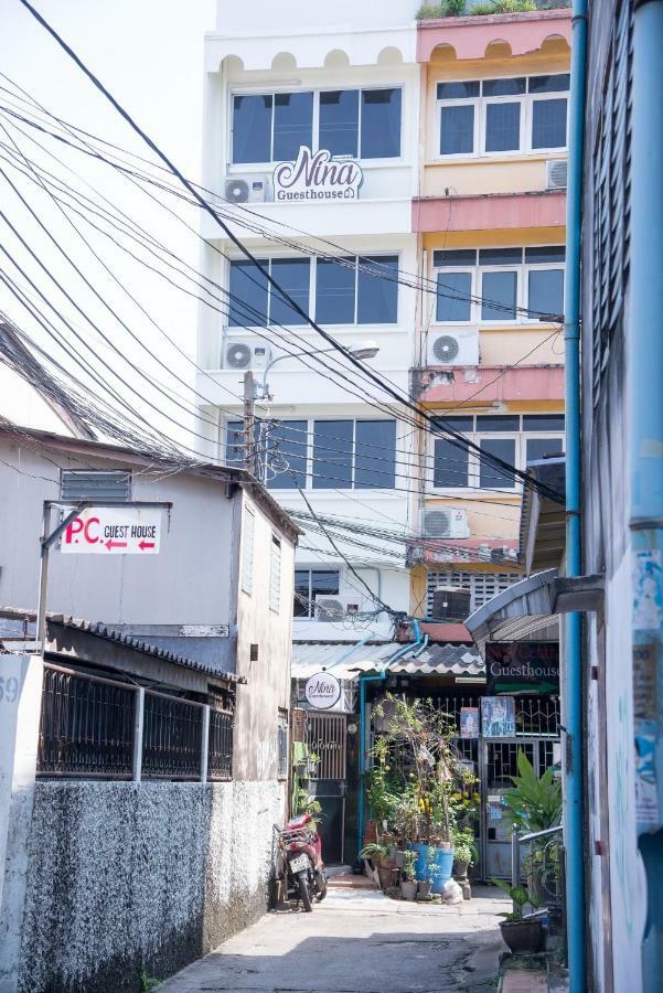 Ninaguesthouse Bangkok Exterior photo
